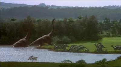 Ayant atterris sur Isla Nublar, les invits embarquent dans des pick-up pour entamer un premier tour de l'le. Quelles espces de dinosaures rencontrent-ils alors ?
