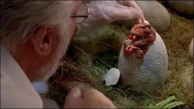 On assiste alors  la naissance d'un petit vlociraptor. Quel procd gntique a t utilis par InGen pour pouvoir recrer des dinosaures en vrai ?