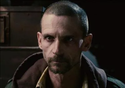 Dans Saw 2, Obi meurt ...