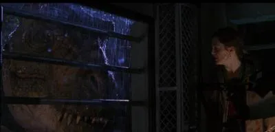 Alors que la situation semble quelque peu s'arranger, un vnement inattendu se produit  l'extrieur du laboratoire mobile. Quel est-il ?