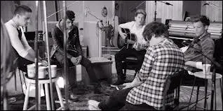Little Things : Comment est fait le fond du clip ?