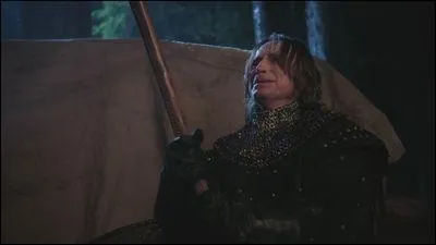 Pourquoi Rumplestiltskin s'est-il bless volontairement avant la guerre des ogres ?