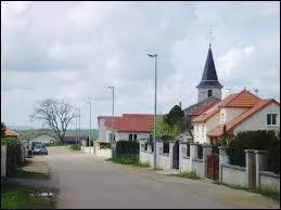 Nous traversons le village lorrain de Mamey. Nous sommes dans le dpartement ...