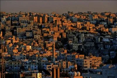 La Jordanie bnficie t-elle d'un accs  la Mditerrane ?
