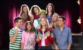 Il y a un pisode o Bridgit Mendler apparat et chante une chanson avec les lves du Studio. Comment s'appelle la chanson ?