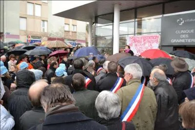 Le 9 mars 2013, plus de 1600 personnes dfilent dans les rues de Saint-Amand-Montrond. Pourquoi ?