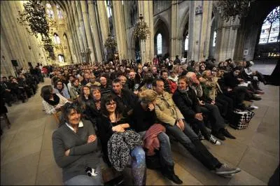 Printemps encore : quelle est l'icne amricaine qui a jou et chant en la cathdrale de Bourges cette anne ?