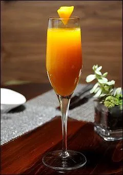 Pour confectionner un  Bellini , qu'utilise-t-on surtout ?