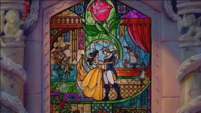 Lors de la scne final du bal entre la Belle et la Bte, quelques vers de la chanson  Histoire ternelle  sont repris. Quels sont ces vers que l'on entend lorsque le vitrail montrant la Belle et la Bte danser apparait ?