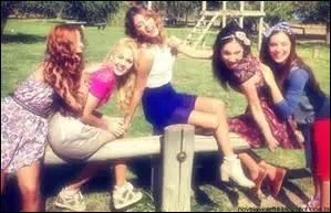 Saison 1 et 2 : Leon a dj aim...