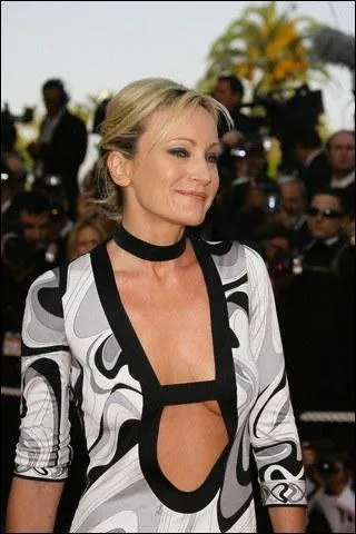 Qui est cette belle chanteuse qui a particip  l'Eurovision ?