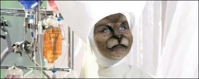 Dans l'pisode  New Earth  (Nouvelle Terre, 2 x 1), comment s'appellent les infirmires de l'hpital ?