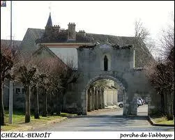 Nous visitons la commune de Chezal-Benot. Situe dans le Cher, c'est une commune de la rgion ...