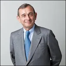 Mon vrai nom est Claude-Marie Eugne Legrand, fils du pote Franck Nohain et pre du comdien qui porte le mme nom d'artiste que moi se prnommant Jean-Claude, je suis n  Corbeil-Essonnes en 1903. Acteur, je joue dans des films comme  Casque d'Or  (1951) ou j'incarne le rle de  Flix Lecas . Je meurs d'une occlusion intestinale  Paris en novembre 1978 et repose dans la division n89, je suis