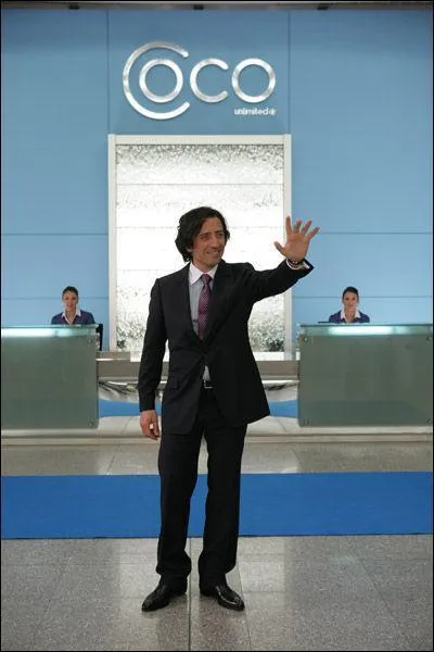 Sur cette photo c'est un autre personnage que Gad a cre dans ses spectacle et il vient de l'adapter au cinema, c'est lequel?