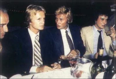 De ces trois chanteurs, lequel a une ide lumineuse ?