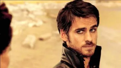 Pourquoi Crochet a-t-il une main en moins ?