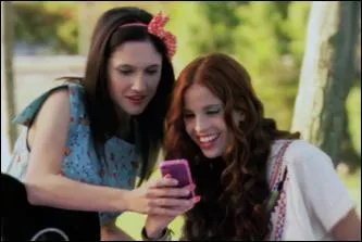 Qui sont ces deux filles pour Violetta ?