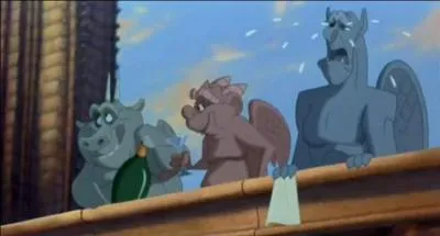 Dans la reprise de la chanson  Les Cloches de Notre-Dame , quelle phrase, prononce par la gargouille dnomme La Volire  l'attention des oiseaux, clt le film ?