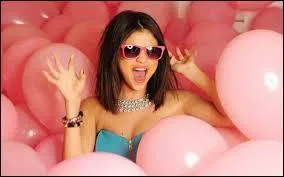 Comment s'appelle le single de Selena en 2012 ?