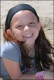 Qui joue le rle d'Ambre ? ( fille d'Esmralda )