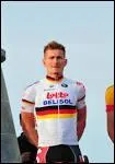 Quel est le nom de ce coureur ?