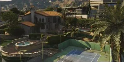 Quel personnage vit avec sa famille dans une grande maison  Los Santos ?