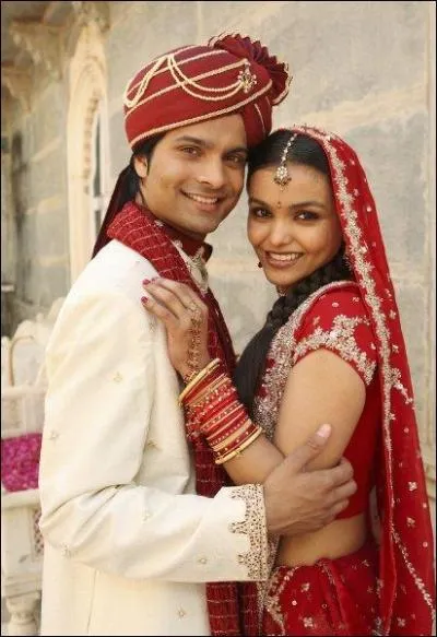 Et ce garon avec qui sort-il ?