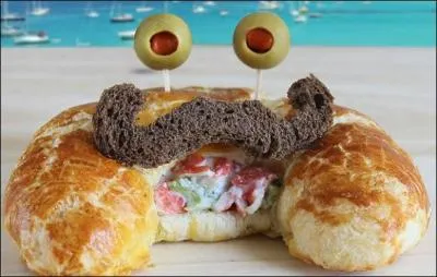 Terminez cette citation de Balzac : Entre gens continuellement ensemble, l'amour et la haine vont ...