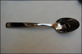 Veuillez traduire. Une petite cuillre que nous appelons, en France,  cuillre  caf  :