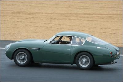 En quelle année fut construite cette Aston Martin ?