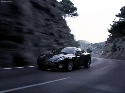 En combien d'exemplaires fut vendue celle-ci ?