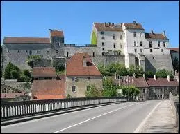 Je vous emmne  Pesmes, en Franche-Comt. Labellise Plus Beaux Villages de France, elle se situe dans le dpartement ...