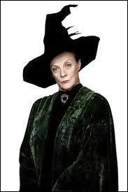 Passons maintenant aux directeurs des diffrentes maisons qui sont aussi professeurs, qui est cette femme ?