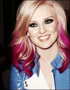 Qui est cette fille et comme s'appelle-t-elle ?