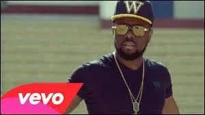 Ce chanteur a dcid de se lancer dans une carrire solo, voici sa premire chanson qui vous a srement fait danser cet t 2013.