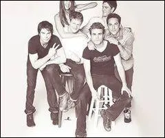 Dans quelle saga/srie peut-on voir des puissantes familles de vampires, trs puissants et trs gs ?