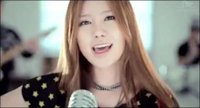 J-Min est une chanteuse de la SM, elle ne chante pas :