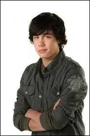 Qui est en couple avec Eli ?