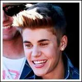 Qu'est-ce que le film  Never Say Never  a de spcial ?