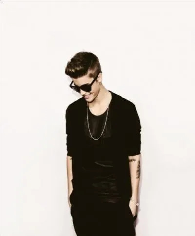 Comment s'appelle la soeur de Justin ?