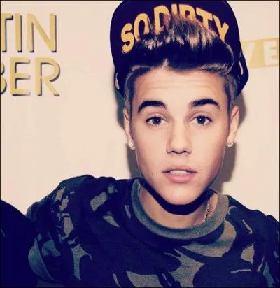 Comment s'appelle l'agent artistique de Justin ?