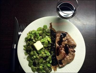 J'ai dgust son foie avec des fves au beurre, et un excellent chianti !