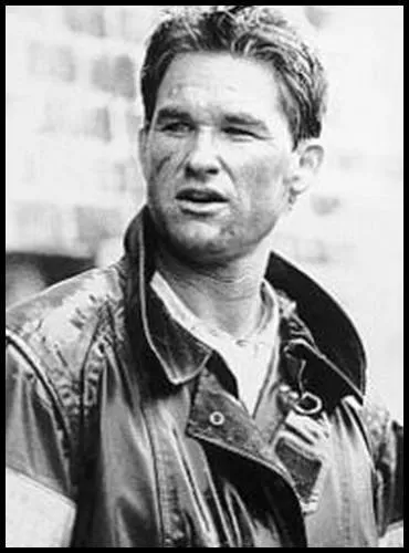 En 1990, il tourne sous la direction de Ron Howard dans le film  Backdraft . Quelle profession risque mais primordiale est  l'honneur dans ce film ?