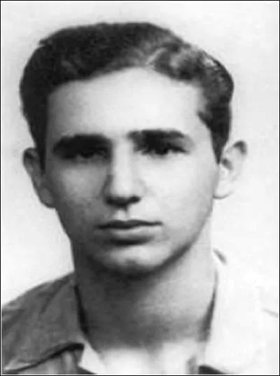 Encore un dictateur ! Vous pourriez mieux le reconnatre si vous pensez au port de la barbe et  son immense cigare ! Qui est-il ?