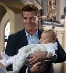 Comment s'appellent les deux enfants de Booth ?