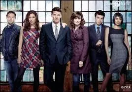 Quels sont les deux personnages qui sont sortis ensemble ?