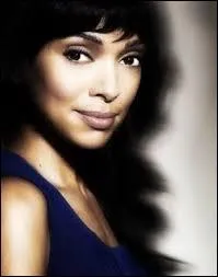 Comment s'appelle l'actrice qui joue Camille Saroyan ?