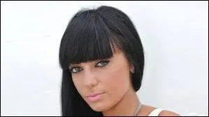 Qui est cette femme dans l'mission ?