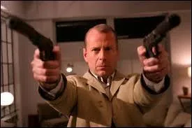 En 1997, Bruce Willis, Sidney Poitier et Richard Gere sont les vedettes de ce film d'action :